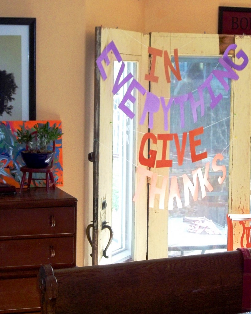 in everything give thanks decor cut outs